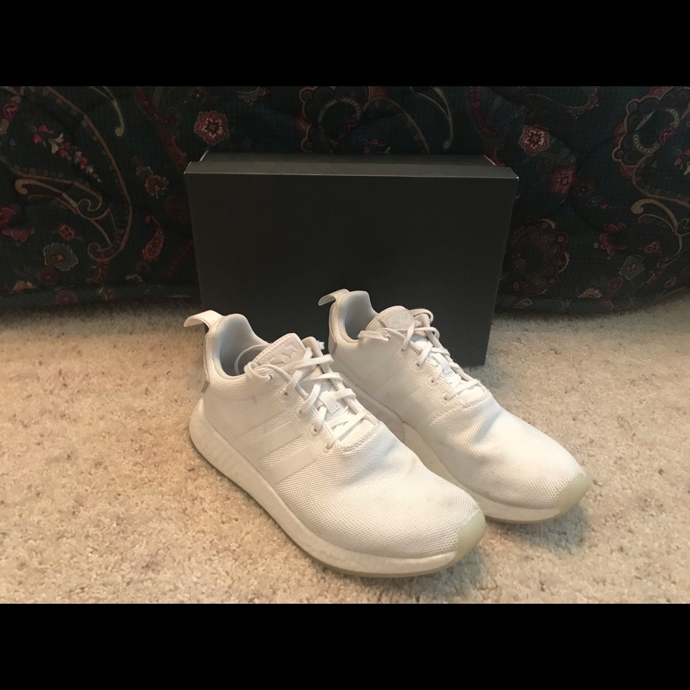 Adidas NMD R2 Size 11